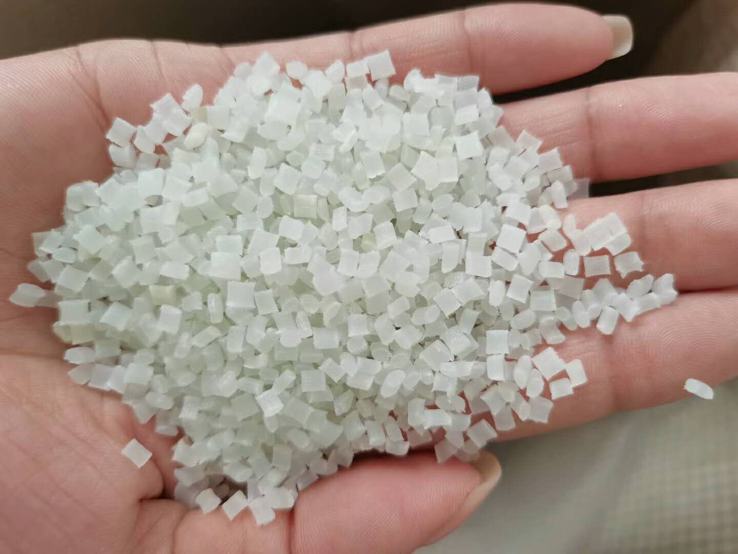 尼龙改性原料助剂的具体选择范围